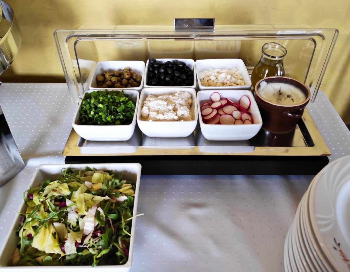 Zlota Jesien Restauracja I Noclegi Nad Jeziorem Kartuzy Eksteriør billede